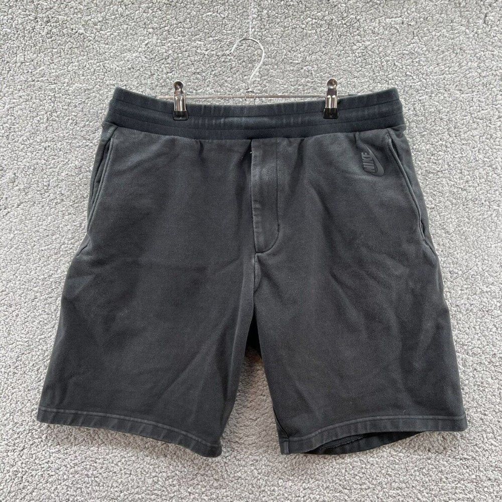 Nike Lab Essentials Men’s Black Fleece Shorts Size Large 867224-010